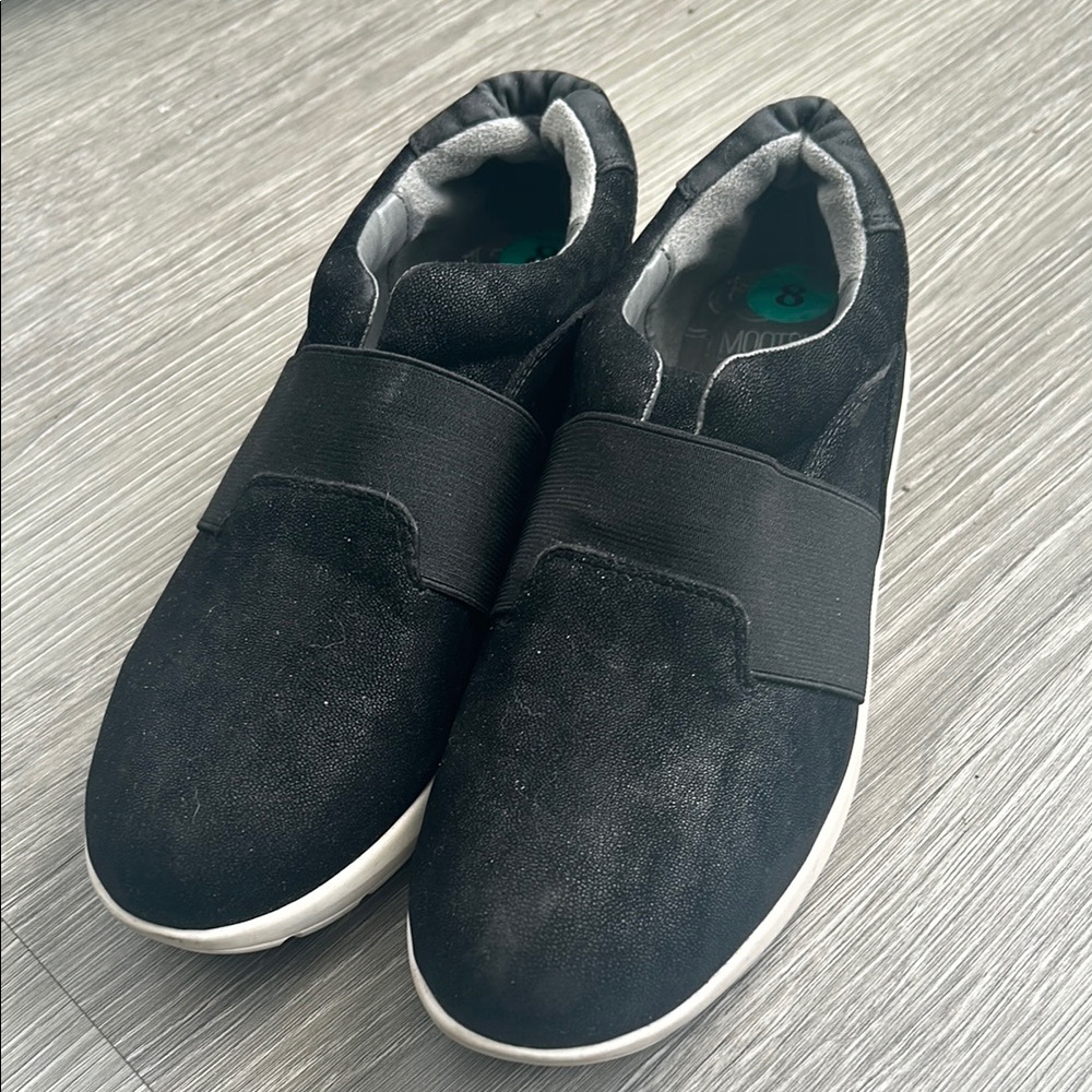 Women’s Crushed Velvet Black Slip-On Shoes